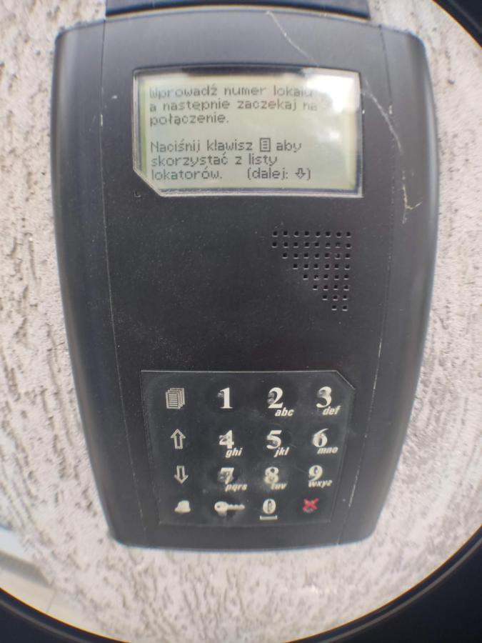 3030 Jana Spychalskiego 32 - Tanie Pokoje W Apartamencie - Samodzielne Zameldowanie - Self Check In Poznan Exterior photo