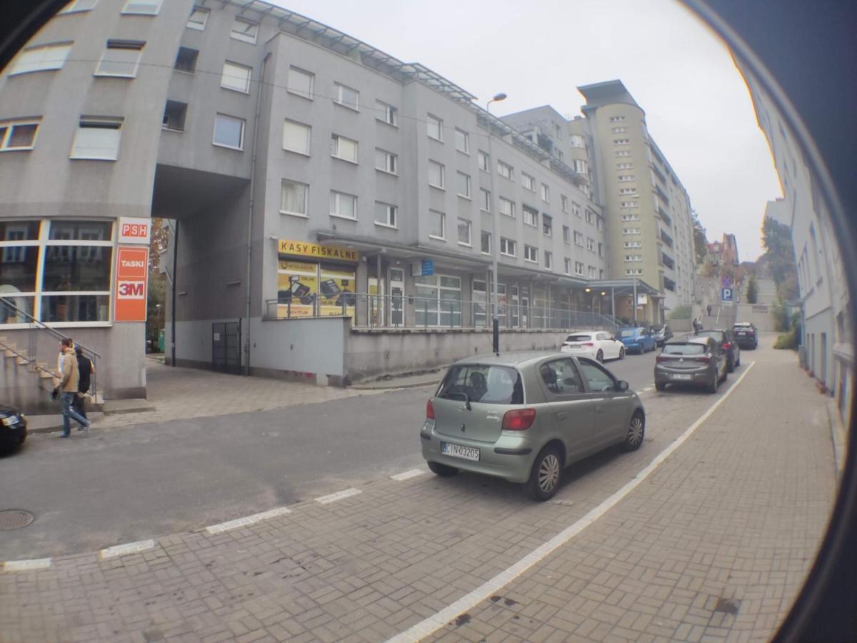 3030 Jana Spychalskiego 32 - Tanie Pokoje W Apartamencie - Samodzielne Zameldowanie - Self Check In Poznan Exterior photo